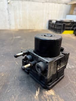 CHRYSLER ABS hydraulic unit / pump CHRYSLER VOYAGER IV (RG, RS) (2000-2008) — thumbnail 4