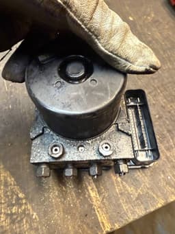 CHRYSLER ABS hydraulic unit / pump CHRYSLER VOYAGER IV (RG, RS) (2000-2008) — thumbnail 8