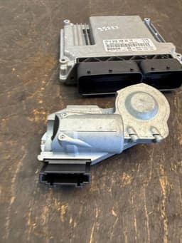MERCEDES-BENZ A6461502578 6461502578 0281013451 A0355457732 0355457732 A6399002301 6399002301 Engine ECU immo kit / set MERCEDES-BENZ VITO / VIANO (W639) (2003-2014) — thumbnail 10