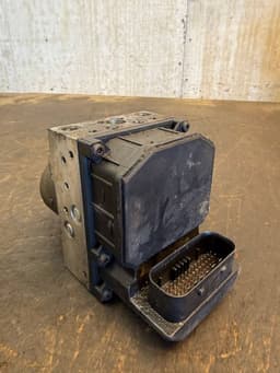 MERCEDES-BENZ 0265950094 A0004466689 ABS hydraulic unit / pump MERCEDES-BENZ VITO / VIANO (W639) (2003-2014) — thumbnail 2
