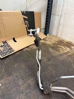 LAND ROVER LR079428 GJ3219A834BD LR094352 HJ3219A834BA LR070477 GJ3219N602BC LR027790 BJ3219E932AA LR105245 HJ3219E932AB AC Pipeline From Expansion Valve To Condenser LAND ROVER EVOQUE I (L538) (2011-2018) — thumbnail 2