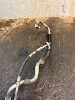 LAND ROVER LR079428 GJ3219A834BD LR094352 HJ3219A834BA LR070477 GJ3219N602BC LR027790 BJ3219E932AA LR105245 HJ3219E932AB AC Pipeline From Expansion Valve To Condenser LAND ROVER EVOQUE I (L538) (2011-2018) — thumbnail 5