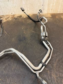LAND ROVER LR079428 GJ3219A834BD LR094352 HJ3219A834BA LR070477 GJ3219N602BC LR027790 BJ3219E932AA LR105245 HJ3219E932AB AC Pipeline From Expansion Valve To Condenser LAND ROVER EVOQUE I (L538) (2011-2018) — thumbnail 3