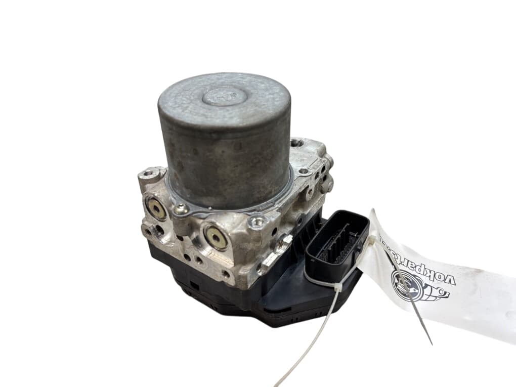 INFINITI 1330002240 ABS hydraulic unit / pump INFINITI M IV / Q70 (Y51) (2010-2019)