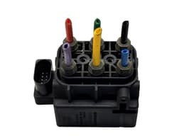 VW 7P0698014 Air suspension valve block VW TOUAREG II (7P) (2010-2018) — thumbnail 2