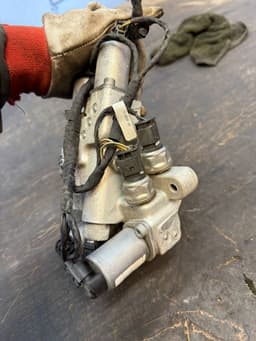 BMW 37146775258 Air suspension valve block BMW 7 (F01, F02) (2008-2016) — thumbnail 7