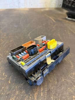 CITROËN 9675877980 BSMR0200 Body control module (BCM) CITROËN C5 II (2008-2019) — thumbnail 4