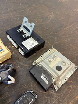 HYUNDAI 954001JBB1 391152B007 2298AVIMA01 919511J030 Engine ECU immo kit / set HYUNDAI i20 I (PB) (2008-2014) — thumbnail 5