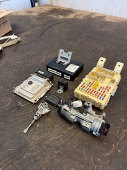 HYUNDAI 954001JBB1 391152B007 2298AVIMA01 919511J030 Engine ECU immo kit / set HYUNDAI i20 I (PB) (2008-2014) — thumbnail 2