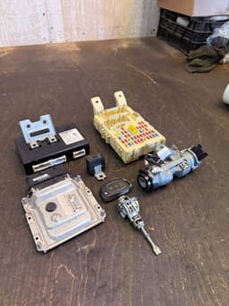 HYUNDAI 954001JBB1 391152B007 2298AVIMA01 919511J030 Engine ECU immo kit / set HYUNDAI i20 I (PB) (2008-2014) — thumbnail 3