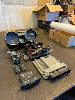 AUDI 8J0907115 0261S02084 1K0907530K 1K0905851B 8P0907279H 8J0920930C Engine ECU immo kit / set AUDI TT (8J) (2006-2014) — thumbnail 3