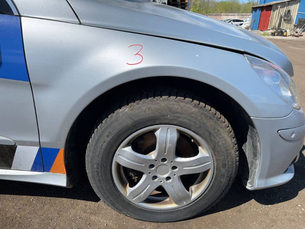 MERCEDES-BENZ 2518800206 Fender Front Right MERCEDES-BENZ R-CLASS (W251) (2006-2013)