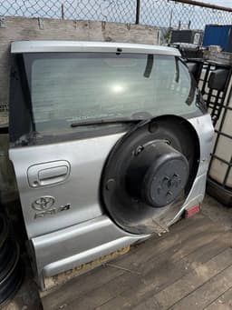 TOYOTA Bootlid / tailgate TOYOTA RAV 4 II (XA20) (2000-2005) — thumbnail 3