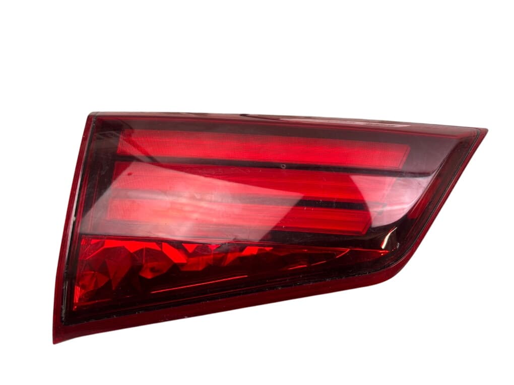 MITSUBISHI 8331A179 Inner tail light, left MITSUBISHI OUTLANDER III (GG, GF, ZJ, ZK, ZL) (2012-2021)