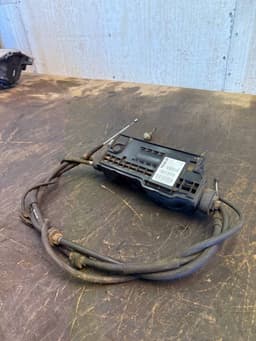 BMW 34436795145 6795145 34436874220 6874220 Parking brake motor / actuator BMW X5 (F15, F85) (2012-2018) — thumbnail 2