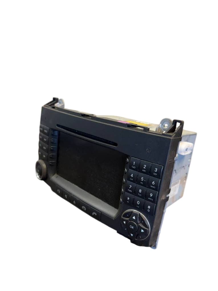 MERCEDES-BENZ A9068201589 A0048208589 Radio MERCEDES-BENZ VITO / VIANO (W639) (2003-2014)