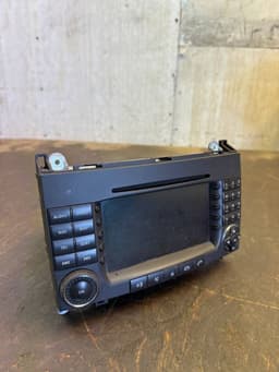 MERCEDES-BENZ A9068201589 A0048208589 Radio MERCEDES-BENZ VITO / VIANO (W639) (2003-2014) — thumbnail 3