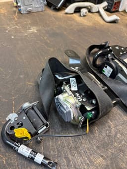 BMW 72117384669 72117384674 7384669 7384674 Seat Belt Set BMW X5 (F15, F85) (2012-2018) — thumbnail 4