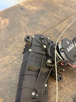 MERCEDES-BENZ A6398200442 Sliding door electric motor right MERCEDES-BENZ VITO / VIANO (W639) (2003-2014) — thumbnail 5