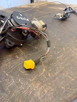 MERCEDES-BENZ A6398200442 Sliding door electric motor right MERCEDES-BENZ VITO / VIANO (W639) (2003-2014) — thumbnail 7