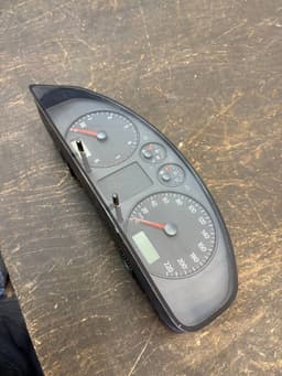 VW 7H0920851KX 7H0920851K Instrument Cluster VW TRANSPORTER T5 / MULTIVAN (7H, 7E, 7J) (2003-2015) — thumbnail 2