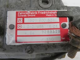 MERCEDES-BENZ A2104661901 A2104661301 A2104661201 7681900501 Power steering pump MERCEDES-BENZ C-CLASS (W202) (1993-2001) — thumbnail 2