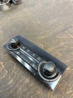 BMW 9332031 64119396078 9396078 Rear AC heater control panel BMW X5 (F15, F85) (2012-2018) — thumbnail 2