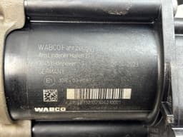 BMW 37206875176 Air Suspension Compressor BMW 5 GRAN TURISMO (F07) (2009-2017) — thumbnail 3