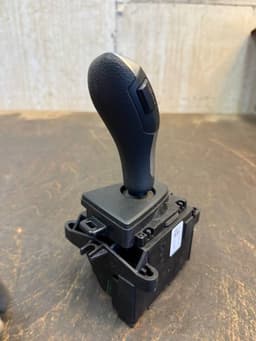 BMW 9326581 61319326581 Gearshift Mechanism BMW 3 (F30, F31, F80) (2011-2019) — thumbnail 3