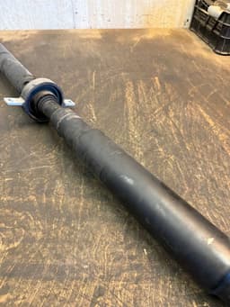 BMW 7624427 26107624427 Propeller Shaft Complete BMW X5 (F15, F85) (2012-2018) — thumbnail 4