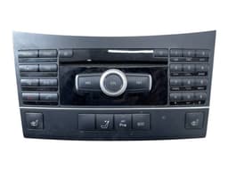 MERCEDES-BENZ 2129005212 2129000114 2129000217 BE9013 Radio MERCEDES-BENZ E-CLASS (W212) (2009-2016) — thumbnail 1