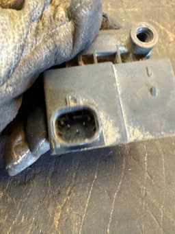 MERCEDES-BENZ A6393280030 6393280030 Air suspension valve block MERCEDES-BENZ VITO / VIANO (W639) (2003-2014) — thumbnail 6