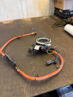 BMW 9391259 61126824111 Battery charger BMW 3 (F30, F31, F80) (2011-2019) — thumbnail 3