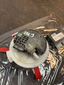 AUDI 4G0131969 4G0907355G 4G0907355B AdBlue Pump AUDI A6 / A6 ALLROAD (C7, 4G) (2010-2018) — thumbnail 4