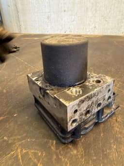 MERCEDES-BENZ 0265235167 A0014461489 ABS hydraulic unit / pump MERCEDES-BENZ VITO / VIANO (W639) (2003-2014) — thumbnail 4