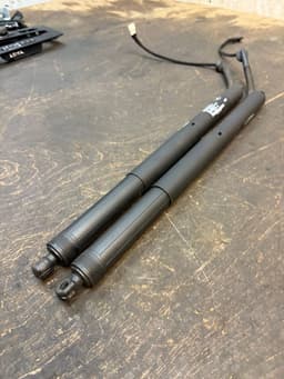 BMW 4823282 4823279 51247294470 7294470 51247294469 7294469 Bootlid / tailgate strut set BMW X5 (F15, F85) (2012-2018) — thumbnail 2