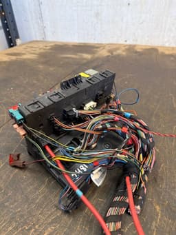 MERCEDES-BENZ 6395450301 A6395450401 6395450401 Body control module (BCM) MERCEDES-BENZ VITO / VIANO (W639) (2003-2014) — thumbnail 2