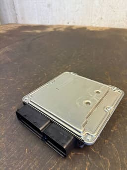 VW 038906016T 0281012761 Engine Control Unit / module (ECU) VW TRANSPORTER T5 / MULTIVAN (7H, 7E, 7J) (2003-2015) — thumbnail 4