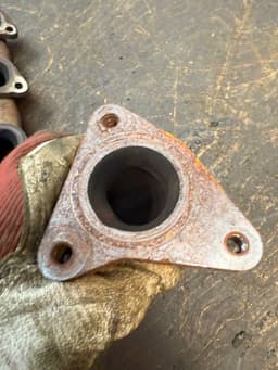 MERCEDES-BENZ A6421420102 A6421400361 A6421400761 A6421400161 A6421400509 A6421400709 A6421400909 A642140090980 Exhaust Manifold MERCEDES-BENZ VITO / VIANO (W639) (2003-2014) — thumbnail 9