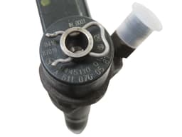 MERCEDES-BENZ A6110700587 Fuel Injector MERCEDES-BENZ E-CLASS (W210) (1995-2003) — thumbnail 3