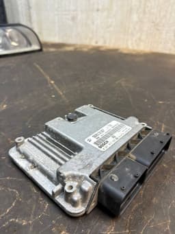 CHEVROLET 96813187 0281012695 Engine Control Unit / module (ECU) CHEVROLET CAPTIVA I (2006-2018) — thumbnail 2