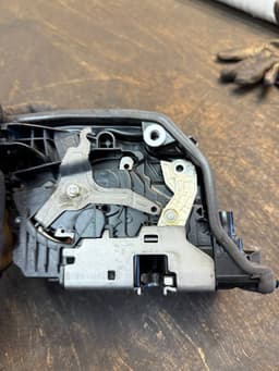 BMW 51227281954 7281954 7323784 7325298 Door Lock Rear Right BMW X5 (F15, F85) (2012-2018) — thumbnail 4