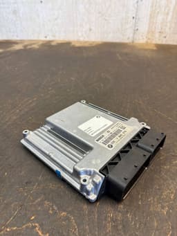 BMW 0281014437 7806976 Engine Control Unit / module (ECU) BMW X5 (E70) (2007-2013) — thumbnail 2
