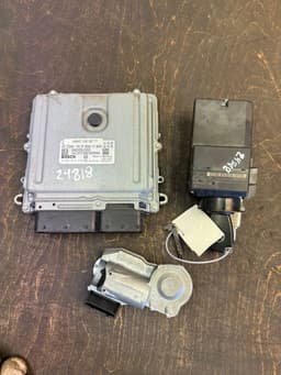 MERCEDES-BENZ A6421503277 0281013475 6421503277 6395450508 A2031621130 2031621130 Engine ECU immo kit / set MERCEDES-BENZ VITO / VIANO (W639) (2003-2014) — thumbnail 3