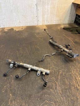 MERCEDES-BENZ A6420700695 6420700695 Fuel Distributor / fuel rail MERCEDES-BENZ VITO / VIANO (W639) (2003-2014) — thumbnail 3