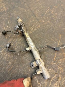 MERCEDES-BENZ A6420700695 6420700695 Fuel Distributor / fuel rail MERCEDES-BENZ VITO / VIANO (W639) (2003-2014) — thumbnail 4