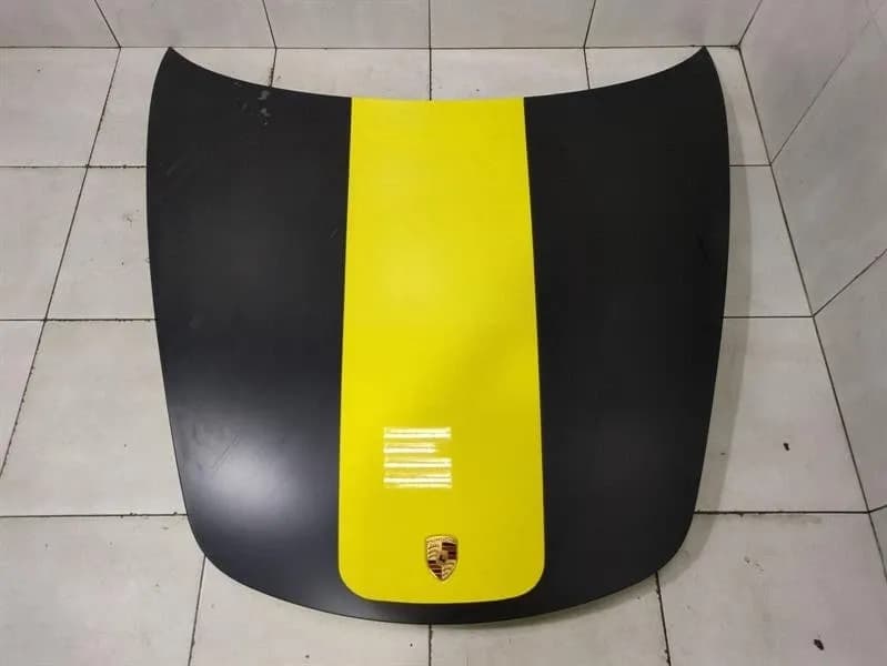 PORSCHE CAYMAN 718 GT4 BONNET 99151101104 BONNET GOOD CONDITION PPF