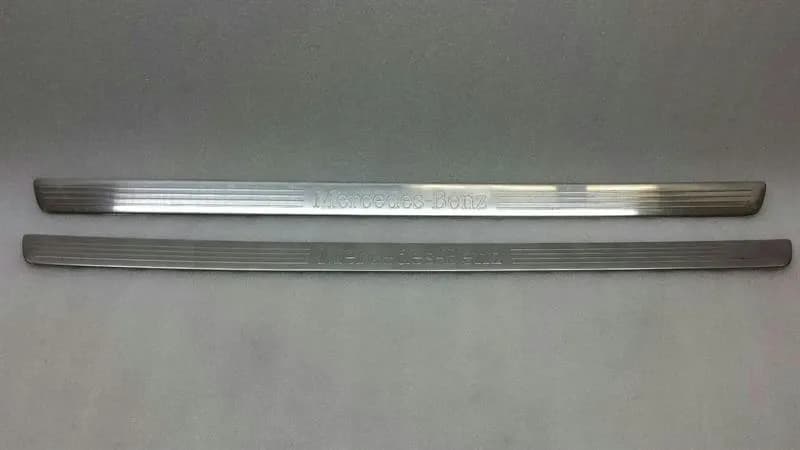 MERCEDES-BENZ Mercedes C Class W204 Door Sill Set A2046801935 Door Sill Trim Chrome