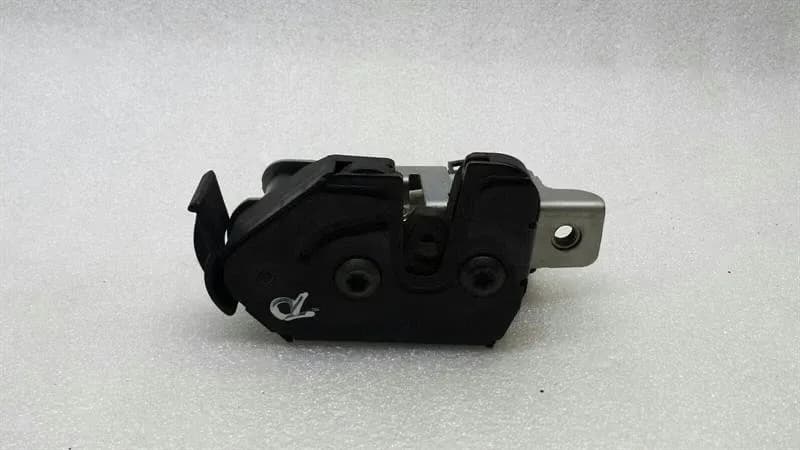 LAND ROVER RANGE ROVER VOGUE L322 BOAT LID ACTUATOR FUG500140 Door Lock