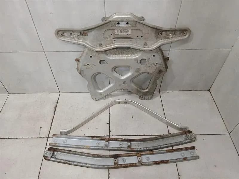 Porsche Cayman 718 GT4 Holder Bracket 98133126113 Holder Carrier SET SET